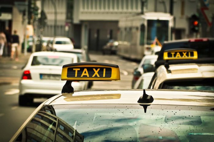 Conseils pratiques pour faire le bon choix de sa compagnie de taxi