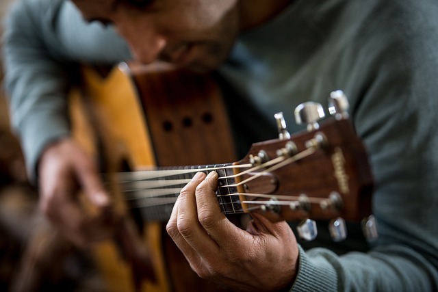 5 points auxquels faire attention en choisissant votre guitare pour débutant