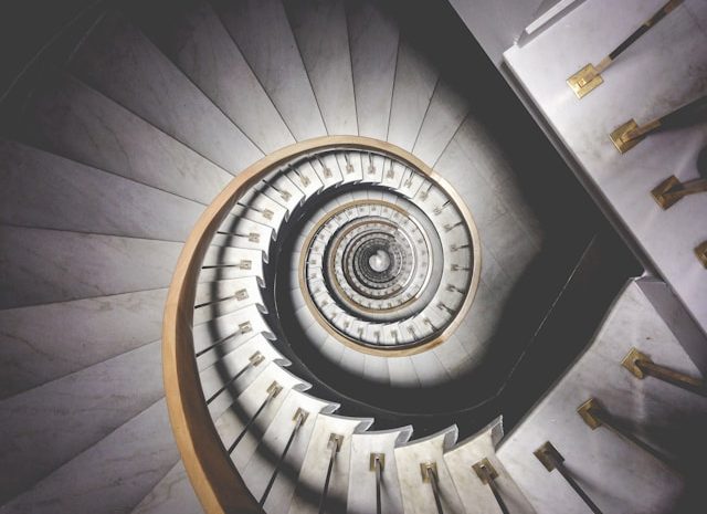 Comment maximiser l’espace sous l’escalier ?