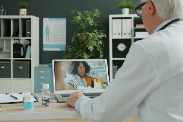Consultation psychiatrique en ligne : bénéfices et limites d’un rendez-vous virtuel