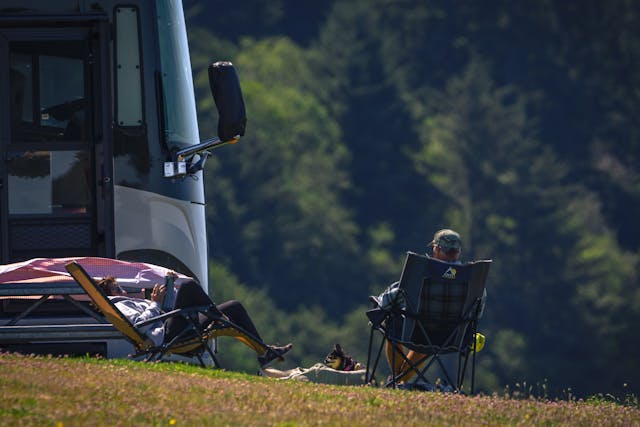 Vacances en camping : comment organiser un séjour réussi en pleine nature